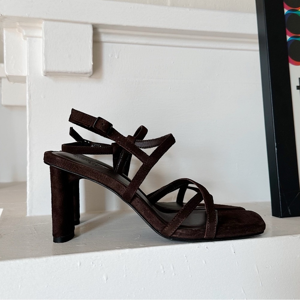 HOLD Banana Republic Factory chocolate suede sandal NWT